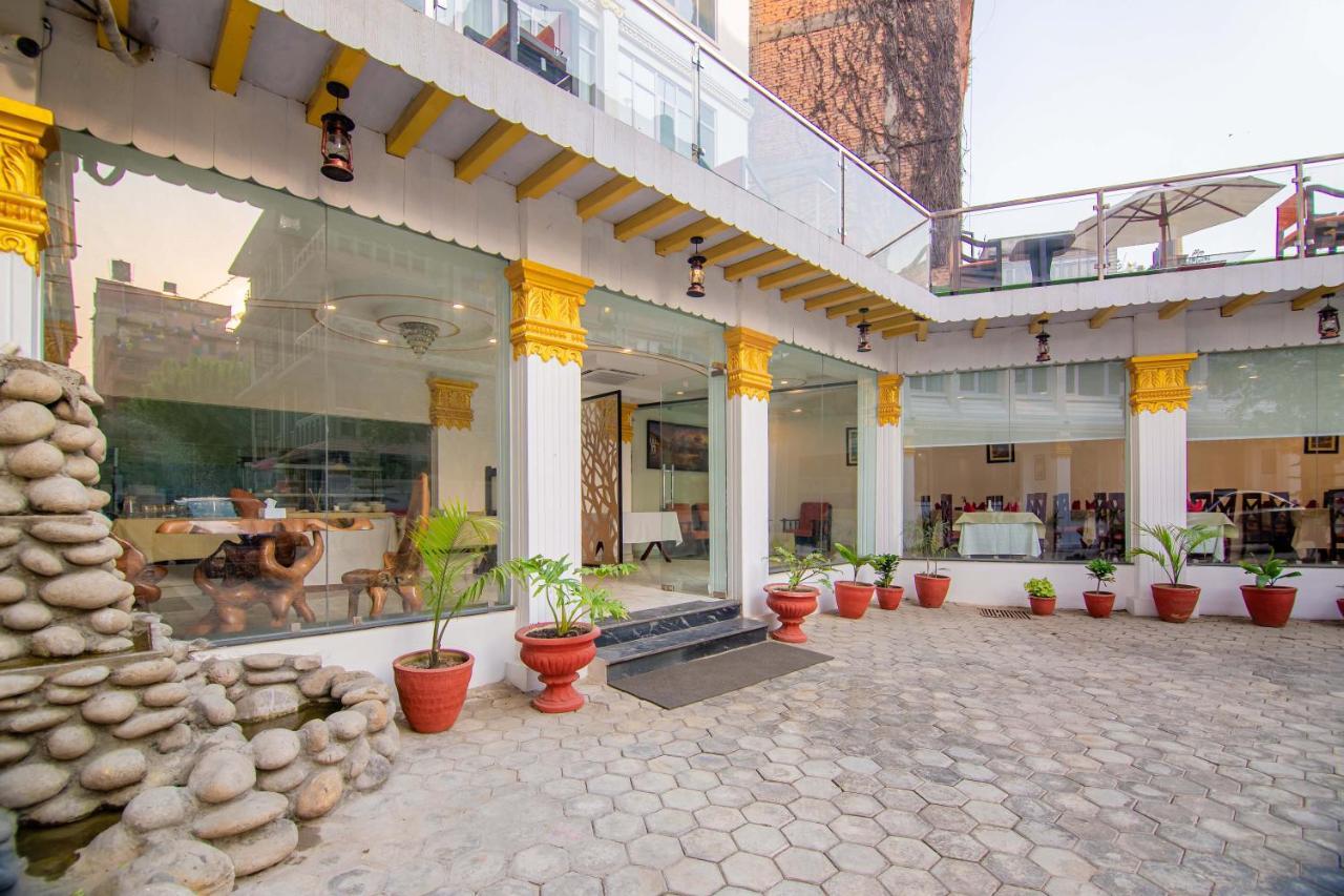 Durbar Hotel & Residence Kathmandu Exterior foto