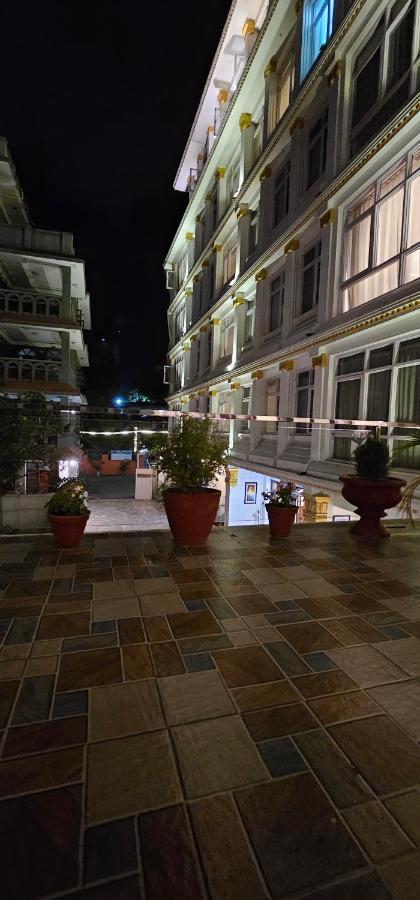 Durbar Hotel & Residence Kathmandu Exterior foto
